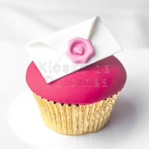 cupcakes-sobre-kiosko-de-dulcinea-min