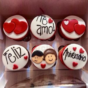 cupcakes-pareja-3-kiosko-de-dulcinea-min