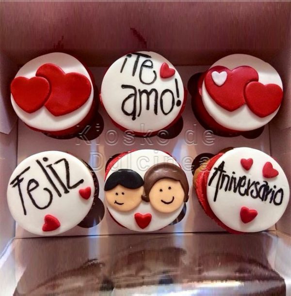 cupcakes-pareja-3-kiosko-de-dulcinea-min