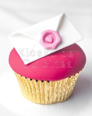 cupcakes-sobre-kiosko-de-dulcinea-min